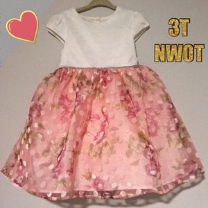 SOLD Beautiful princess like poofy formal toddler